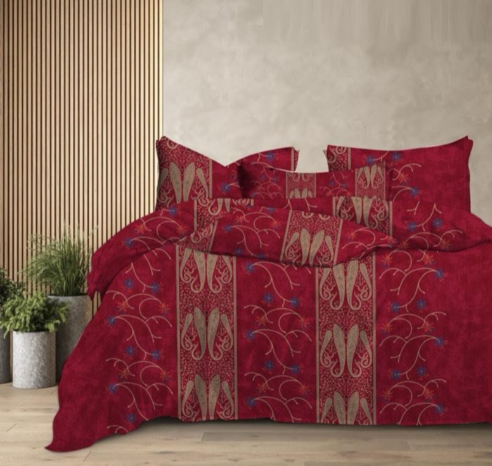 Crimson Paisley Cotton Bedsheet Set